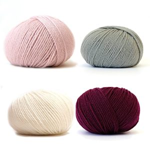 Stickad kofta Räv - garnpaket i Bluum Pure Eco Baby Wool Stickning 8-10 år Rosa