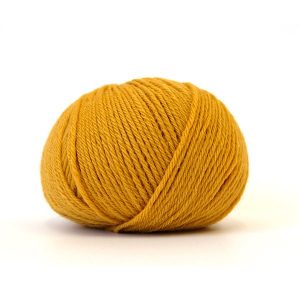 Stickningsset Traktor - garnpaket i Bluum Pure Eco Baby Wool Maisgul Stickning 3-6 mån