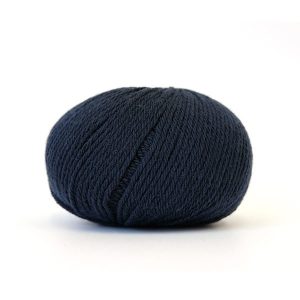 Stickningsset Traktor - garnpaket i Bluum Pure Eco Baby Wool Marinblå Stickning 3-6 mån