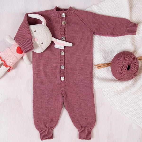Bluum-stickad-dress-med-raglan-2.jpeg