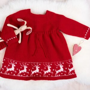 Bluum stickning - Renklänning och tomteluva i Soft Merino Ull Röd Stickning 1 år