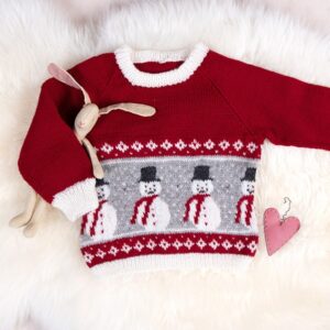 Bluum strikk - Snögubbe-tröja och tomteluva i Pure Eco Baby Wool