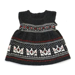 Bluum stickning - Kronklänning i Pure Eco Baby Wool