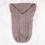 Bluum stickning - Myspåse Fläta, flera färgval i Pure Eco Baby Wool