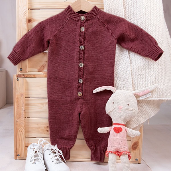 Bluum-strikkedress-med-raglan-2-1.jpeg