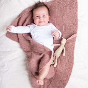 Bluum stickning - Babyfilt i Pure Eco Baby Wool