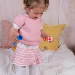 Stikningsset T-Shirt och kjol med ränder - garnpaket i Bluum Soft Merino