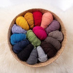 Stickning 2st bodys med ribb - garnpaket från Bluum i Zarina Merino Ull