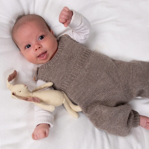 Stickningsset-Babypaket-Stjrn-2-1.jpeg