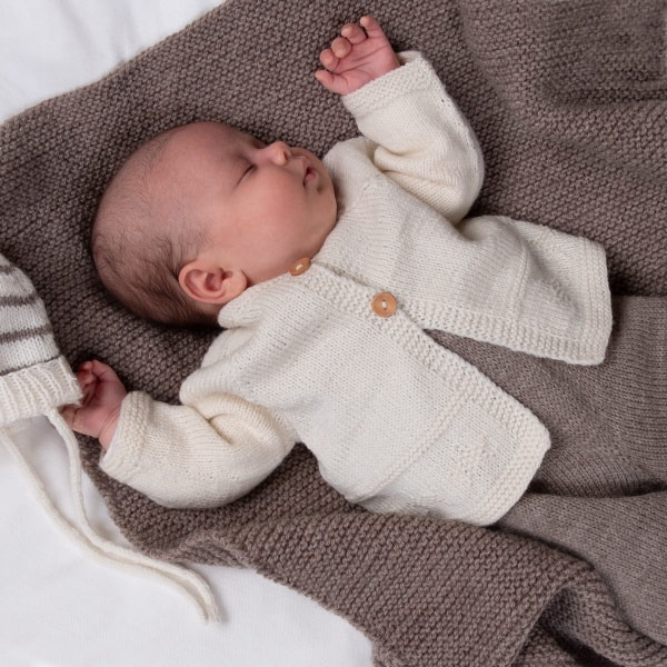 Stickningsset-Babypaket-Stjrn-3-1.jpeg