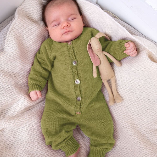 Stickad overall med raglan - garnpaket från Bluum i Zarina Merino Ull