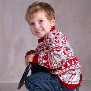 Stickat set Jultröja 4 frg med tomteluva - garnpaket i Bluum Soft Merino Ull