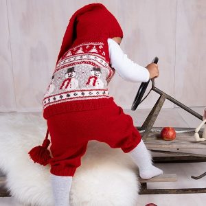 Stickat set Julväst 4 frg m/knäbyxa och tomteluva - garnpaket i Bluum Soft Merino Ull