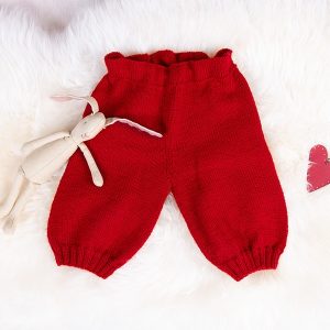 Stickat set Julväst 4 frg m/knäbyxa och tomteluva - garnpaket i Bluum Soft Merino Ull