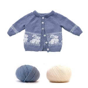 Stickad kofta Kanin - garnpaket i Bluum Pure Eco Baby Wool