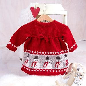 Stickat set Snögubbe klänning med tomteluva - garnpaket i Bluum Soft Merino Ull
