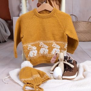 Stickat set Kanin-tröja och mössa - garnpaket i Bluum Pure Eco Baby Wool