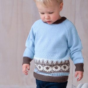 Stickat set Får i skogen - garnpaket i Bluum Soft Merino Ull