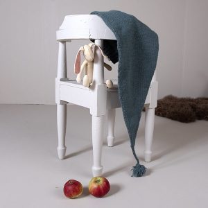 Stickat set Ekorre-tröja med tomteluva - garnpaket i Bluum Pure Eco Baby Wool