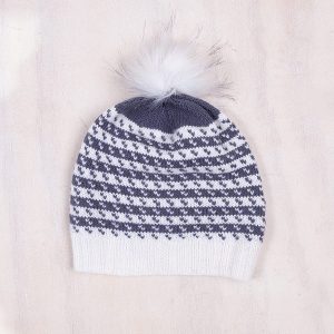 Stickat set Oskar-tröja och mössa - garnpaket i Bluum Soft Merino Ull