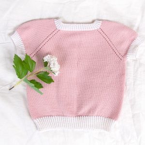 Stickat set T-Shirt och kjol med ränder - garnpaket i Bluum Soft Merino Ull