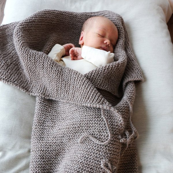 Stickad Myspåse och Bebisfilt - garnpaket i Bluum Pure Eco Baby Wool