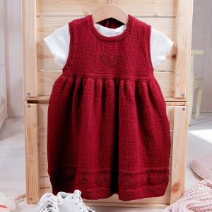 Stickad klänning Hjärta - garnpaket i Bluum Pure Eco Baby Wool