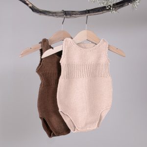 Stickade Bodies med ribb 2st - garnpaket i Bluum Soft Merino Ull
