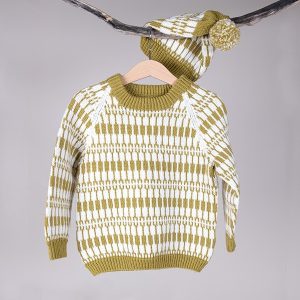 Stickat set tröja Lärka och mössa - garnpaket i Bluum Pure Eco Baby Wool