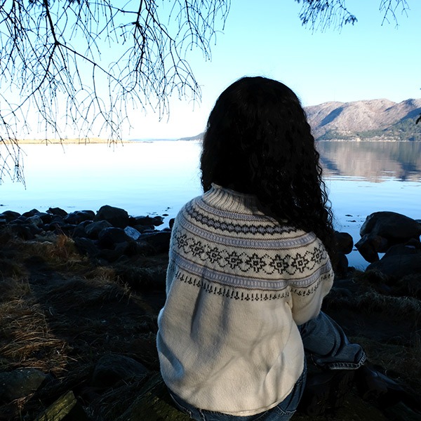 Stickad-trja-Ingrid-till-dam-7.jpeg
