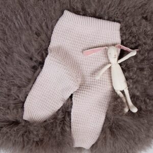 Stickad byxa Hugo - garnpaket i Bluum Soft Merino Ull