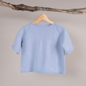 Stickad Topp Blåklocka till dam - garnpaket i Bluum Soft Merino Ull