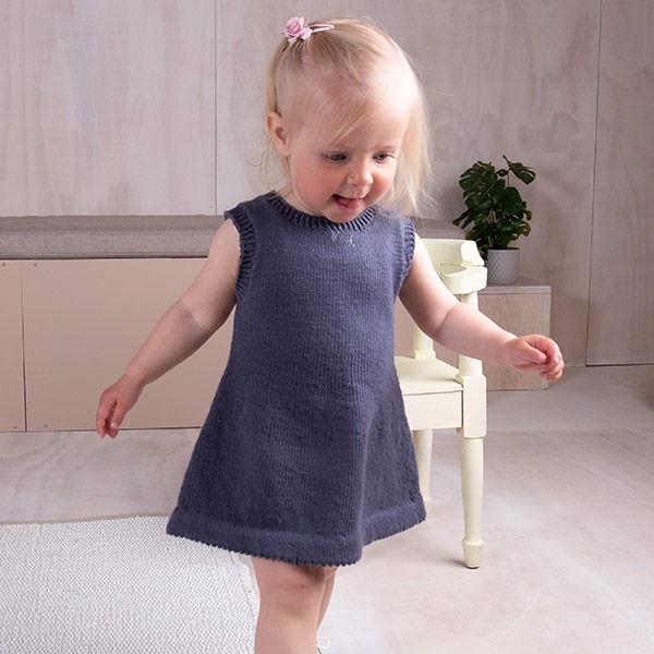 Stickad tunika med hårband - garnpaket i Bluum Soft Merino Ull