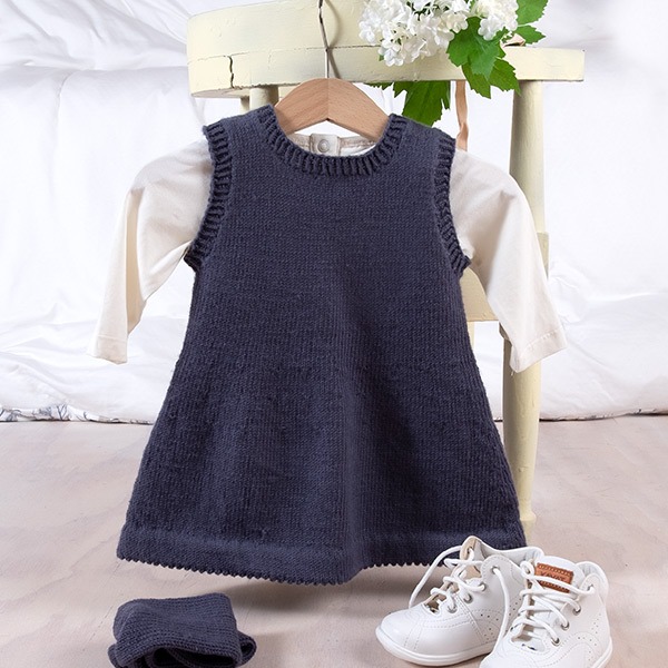 Stickad tunika med hårband - garnpaket i Bluum Soft Merino Ull