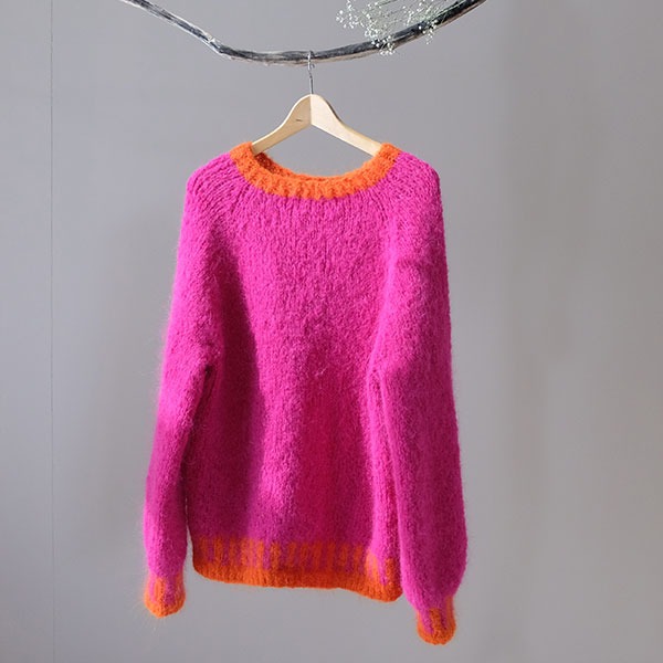 Stickad tröja Strå till dam - garnpaket från Bluum i Fnugg