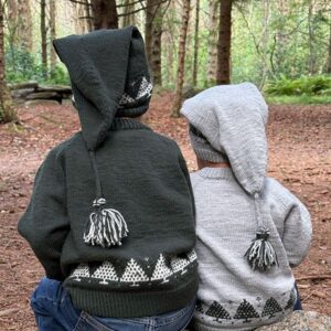 Stickad tröja Julgran m/luva - garnpaket i Bluum Soft Merino Ull