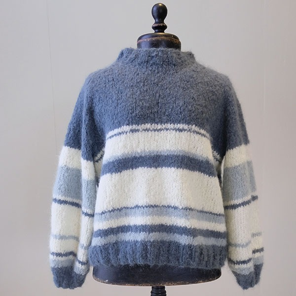 Stickad tröja Sjögräs till dam - garnpaket från Bluum i Fnugg