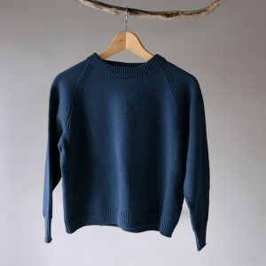 Stickad tröja Ultimat till dam - garnpaket i Bluum Soft Merino Ull