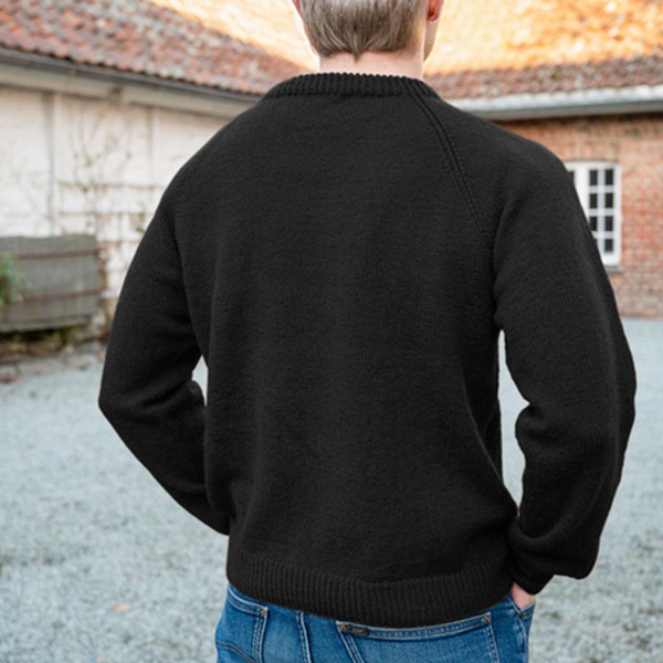 Stickad tröja Ultimat till män Svart - garnpaket i Bluum Soft Merino Ull