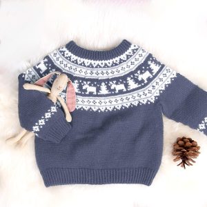 Stickad tröja Vinternatt - garnpaket i Bluum Pure Eco Baby Wool