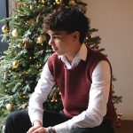 Stickad väst Robin till män - garnpaket i Bluum Soft Merino Ull