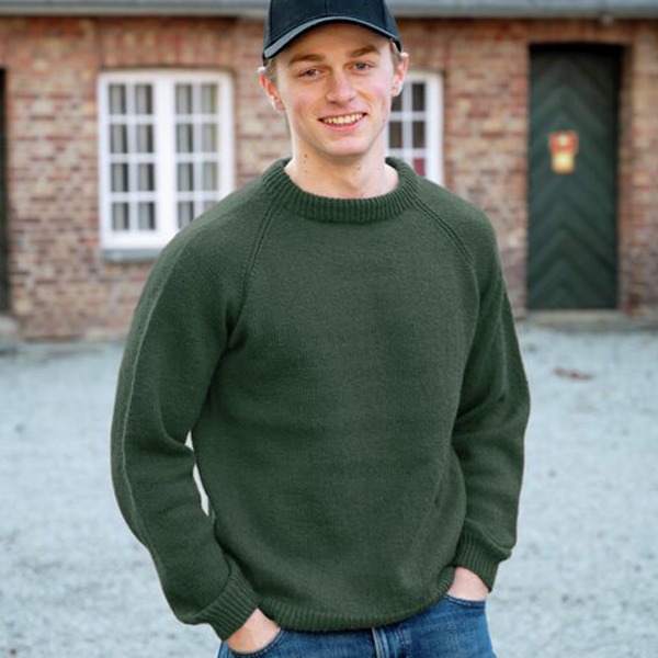 Stickad tröja Ultimat till män - garnpaket i Bluum Soft Merino Ull