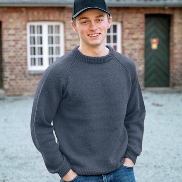 Stickad tröja Ultimat till män - garnpaket i Bluum Soft Merino Ull