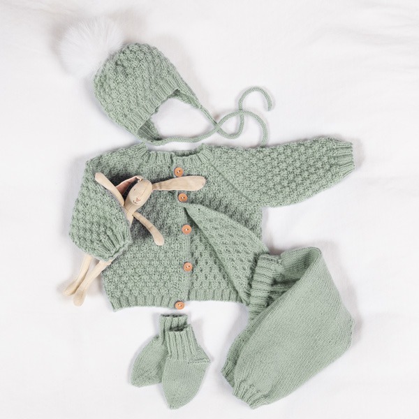Stickat set Bebisset Bubblor - garnpaket i Bluum Pure Eco baby Wool