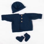 Stickat set Trille med mössa - garnpaket i Bluum Pure Eco Baby Wool