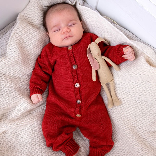 Stickad overall med raglan - garnpaket i Bluum Soft Merino Ull