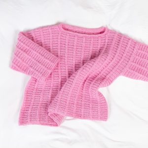 Stickad tröja Björk till dam - garnpaket från Bluum i Fluffy