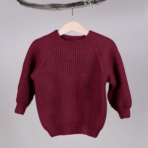 Stickad tröja Noah - garnpaket i Bluum Soft Merino Ull