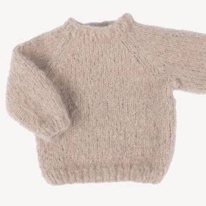 Stickad tröja August - garnpaket från Bluum i Fnugg