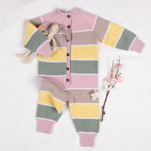 Stickad overall Sockervadd med raglan - garnpaket i Bluum Soft Merino Ull